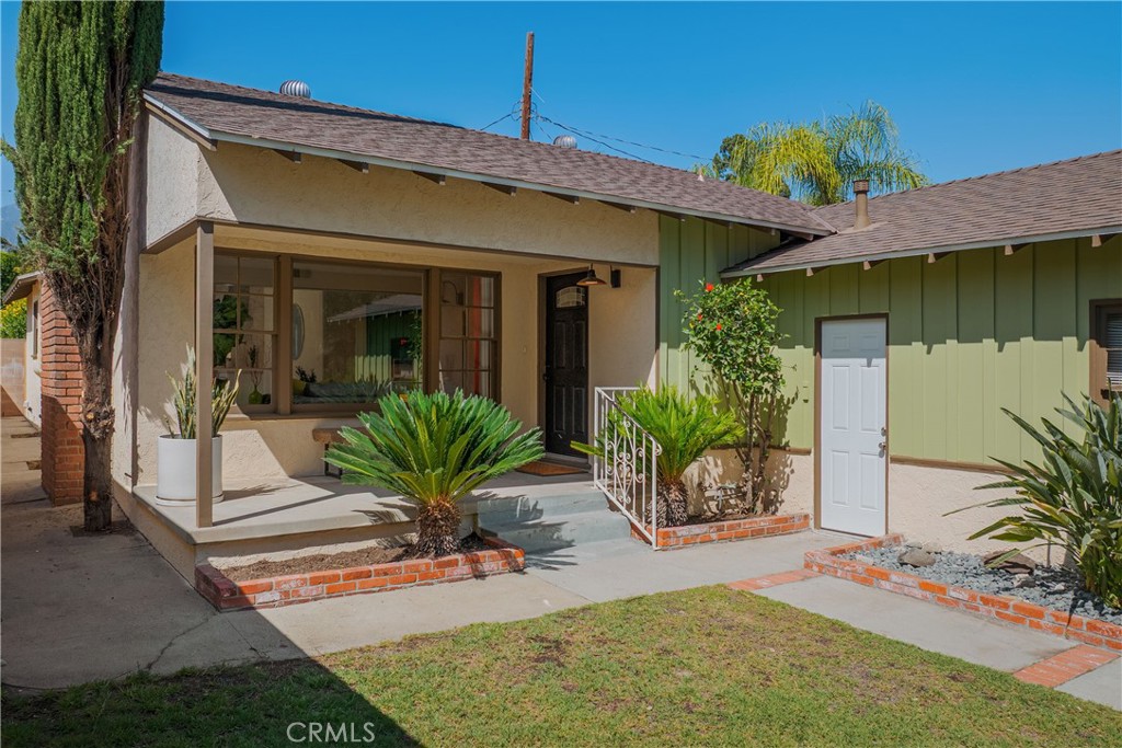 3550 La Crescenta Avenue