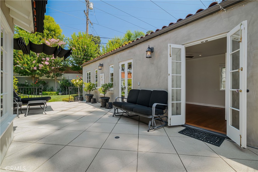 1243 Rossmoyne Avenue