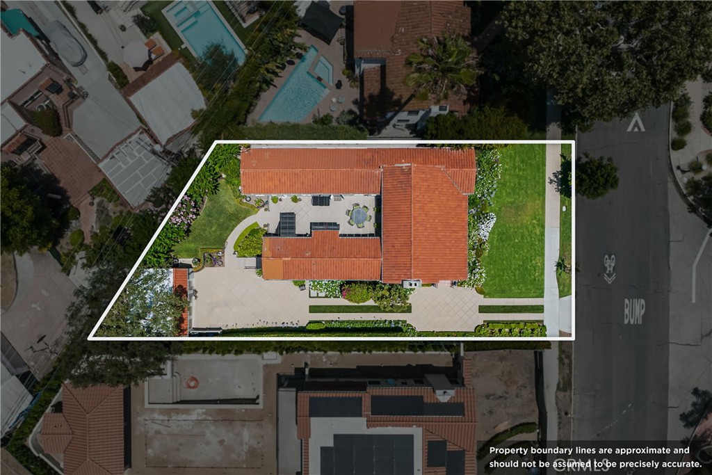 1243 Rossmoyne Avenue