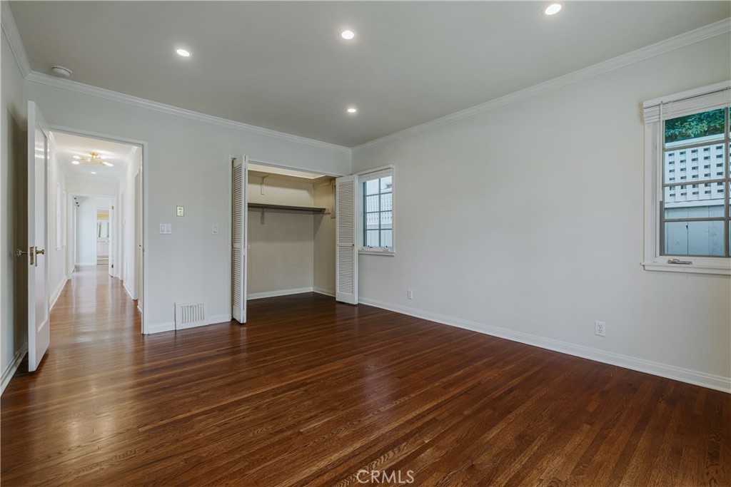 1243 Rossmoyne Avenue