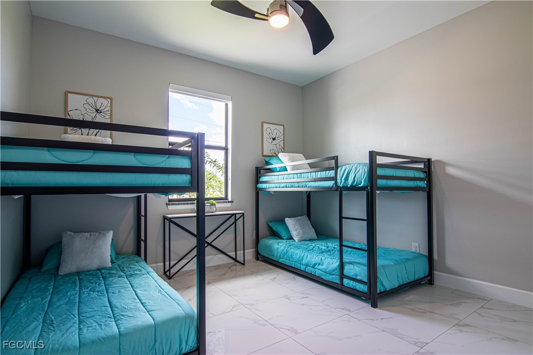 1833 SW 11th TER