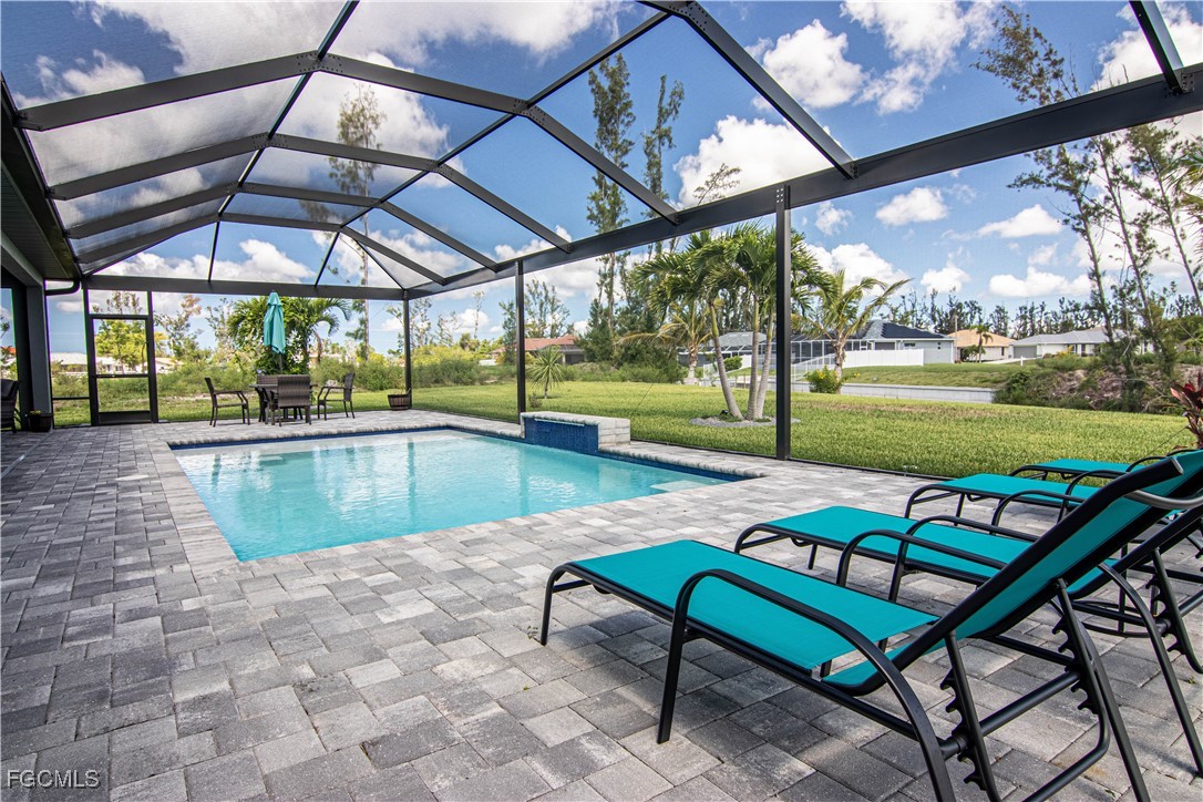 1833 SW 11th TER