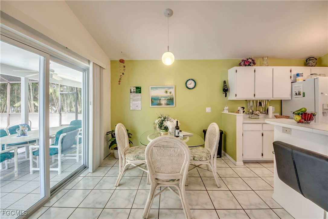 4406 SW 25th AVE