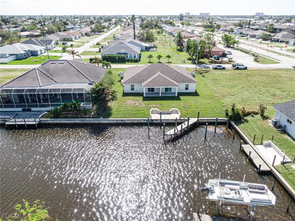 723 SW 40th TER