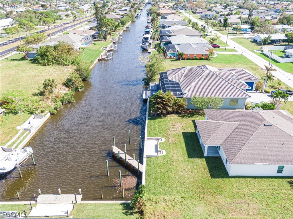 723 SW 40th TER