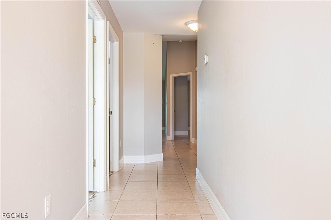 723 SW 40th TER