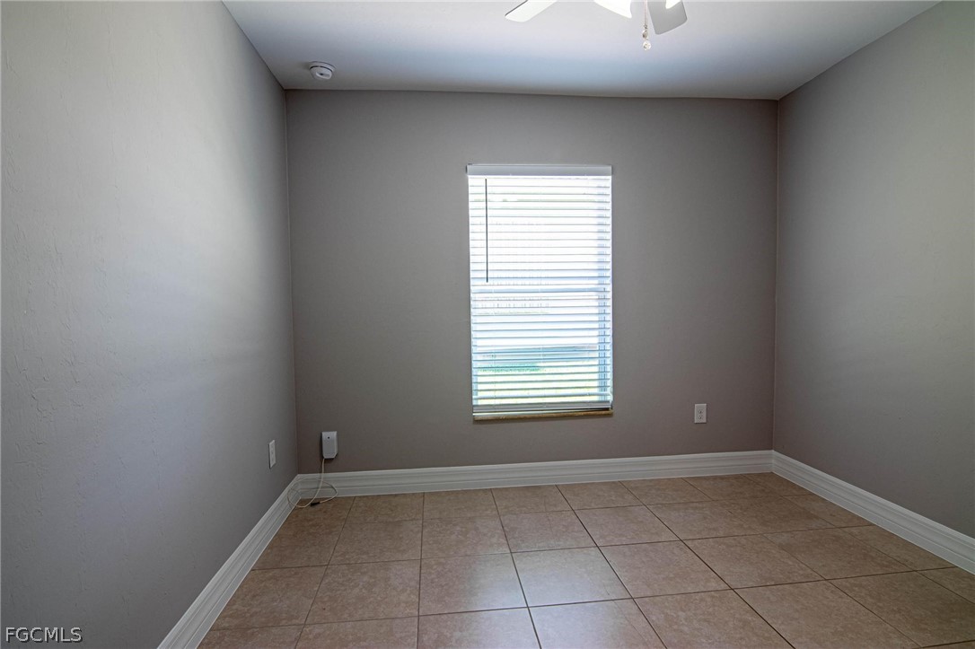 723 SW 40th TER