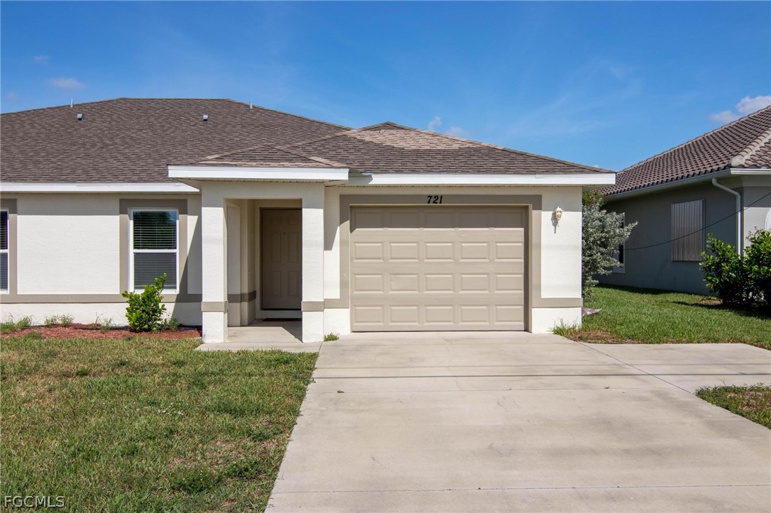 723 SW 40th TER