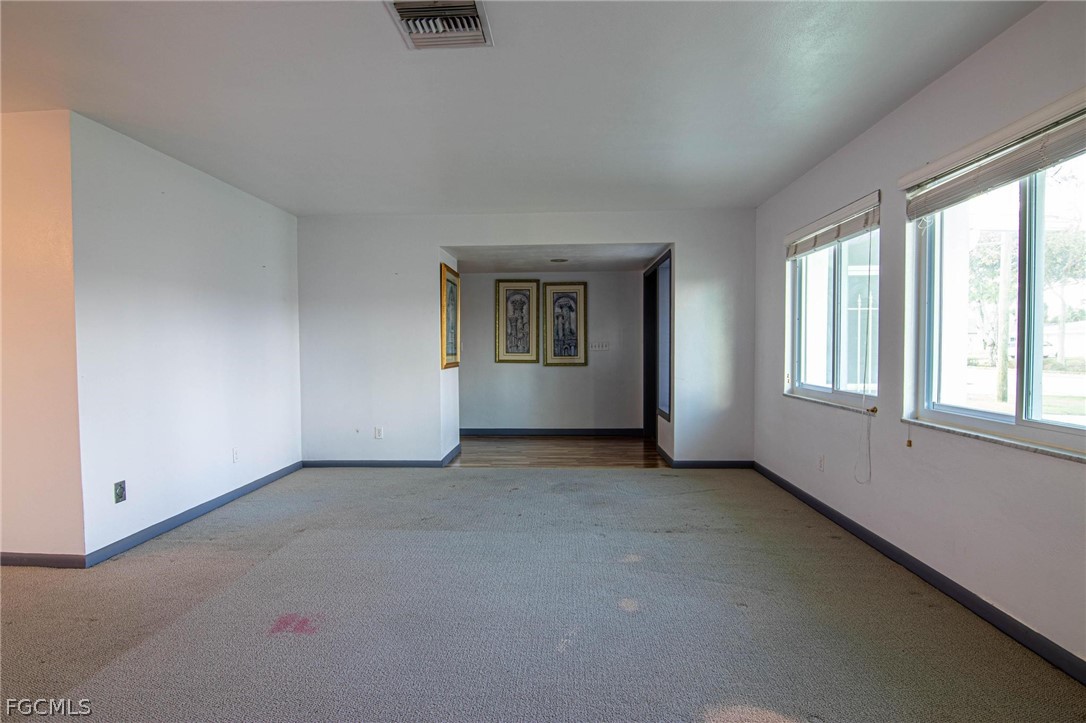 2112 Cornwallis PKWY