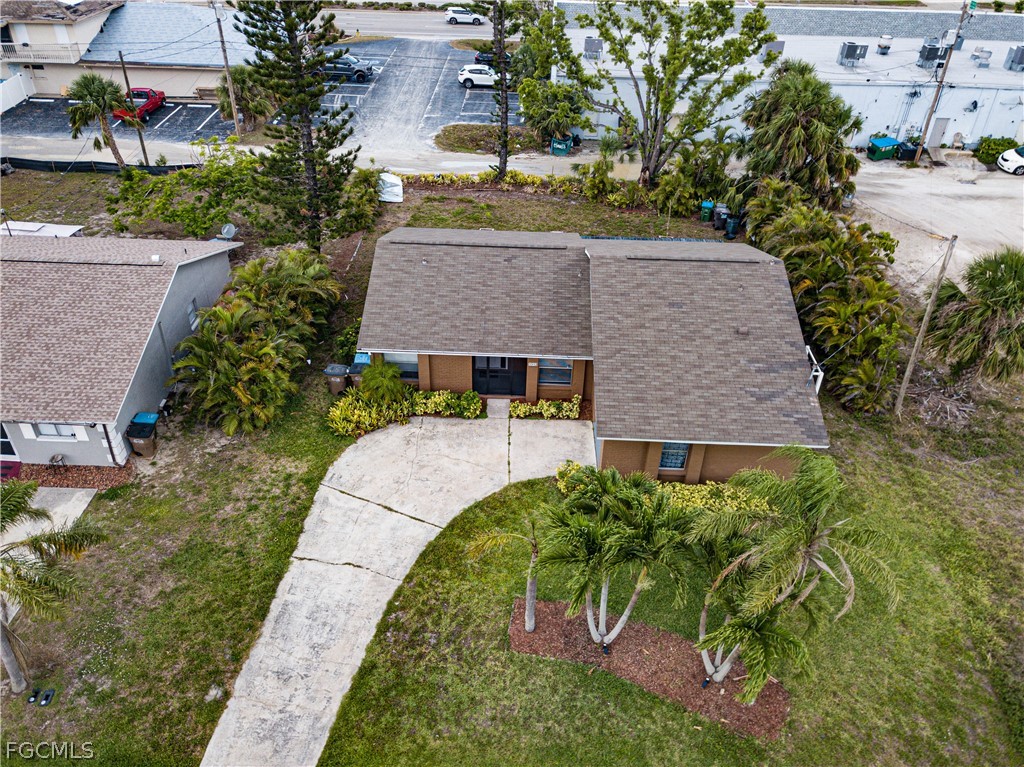1913 SE 15th PL