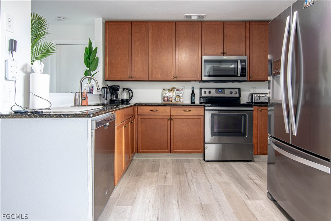 1913 SE 15th PL