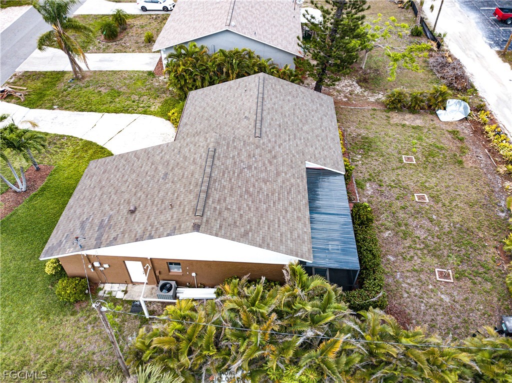 1913 SE 15th PL