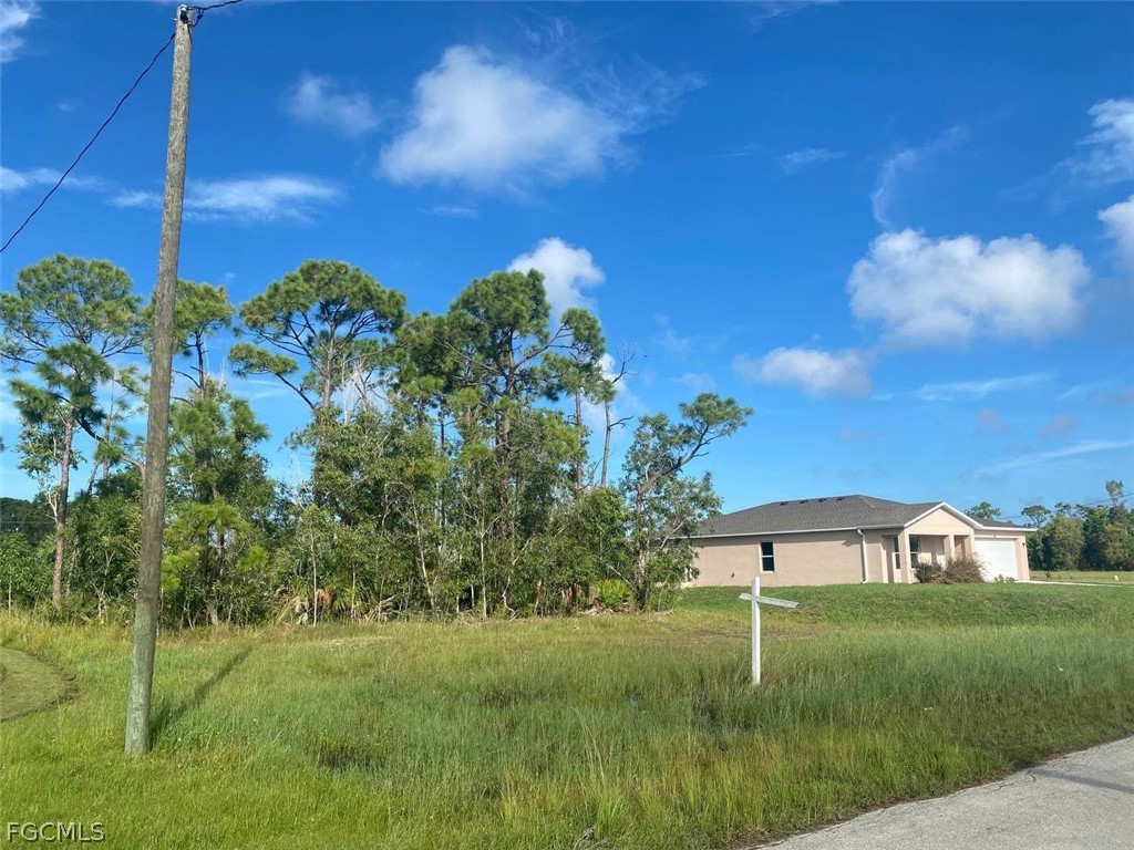 4744 NW 39th PL