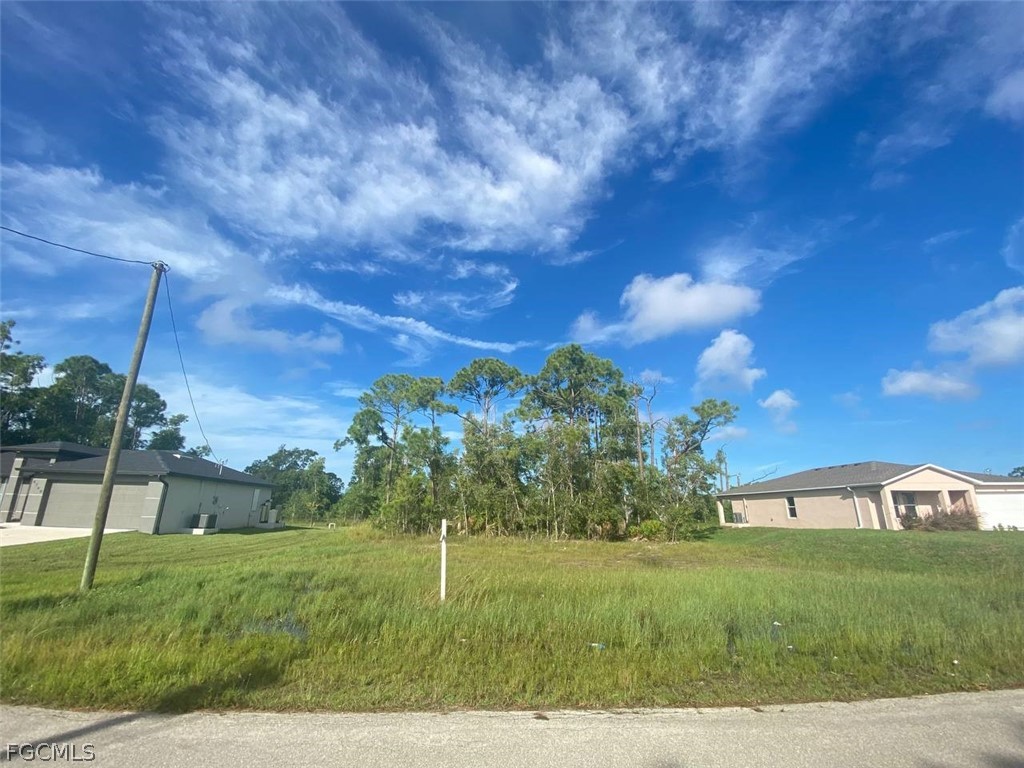 4744 NW 39th PL