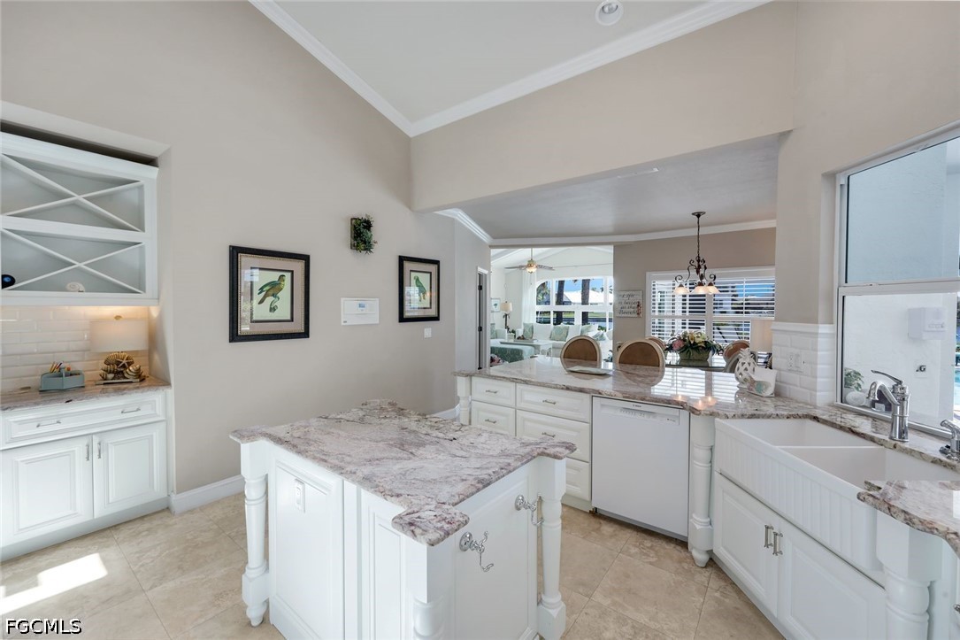 2546 SW 45th ST