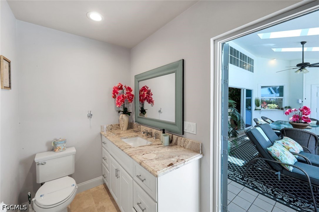 2546 SW 45th ST