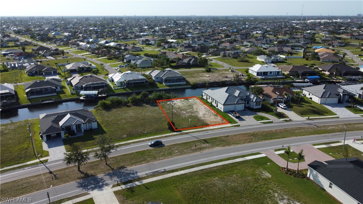 2541 Surfside BLVD