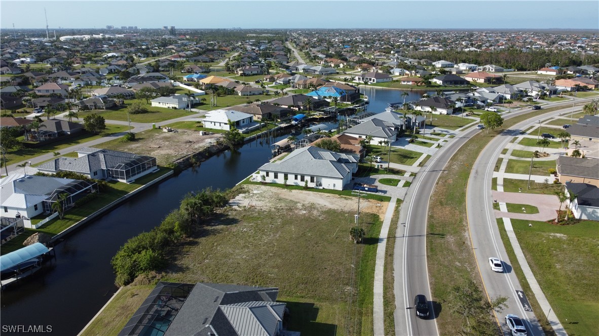 2541 Surfside BLVD