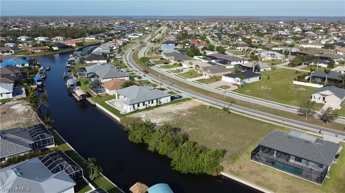 2541 Surfside BLVD