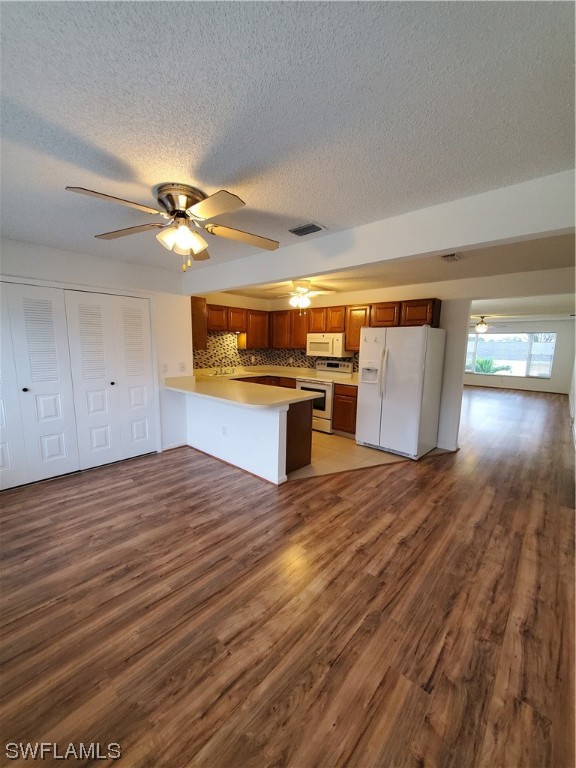 1304 S Brandywine CIR 3