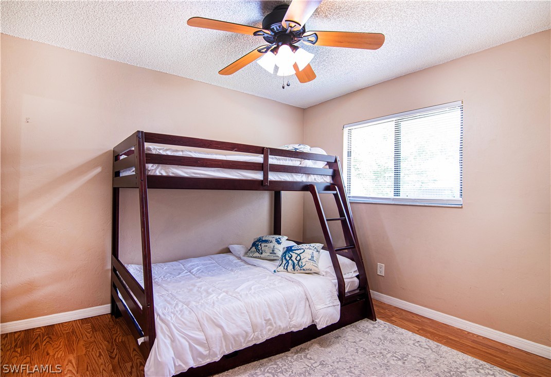704 SE 11th PL