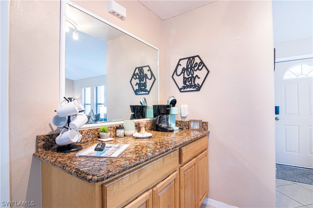 704 SE 11th PL