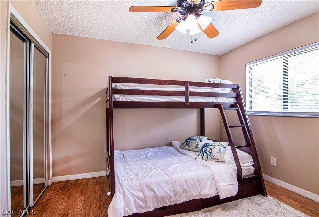 704 SE 11th PL