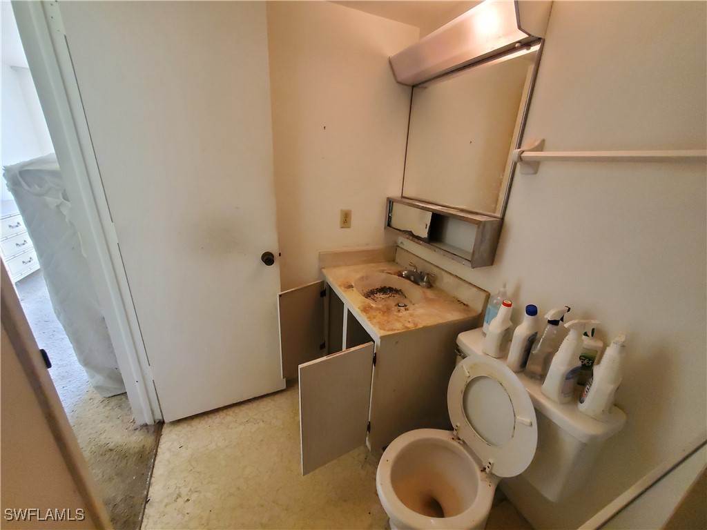 7050 Nantucket CIR 6