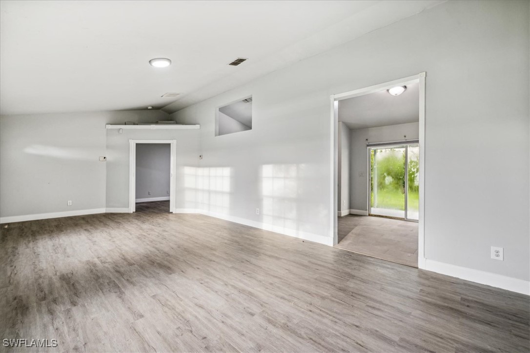 2701 SW 8th CT