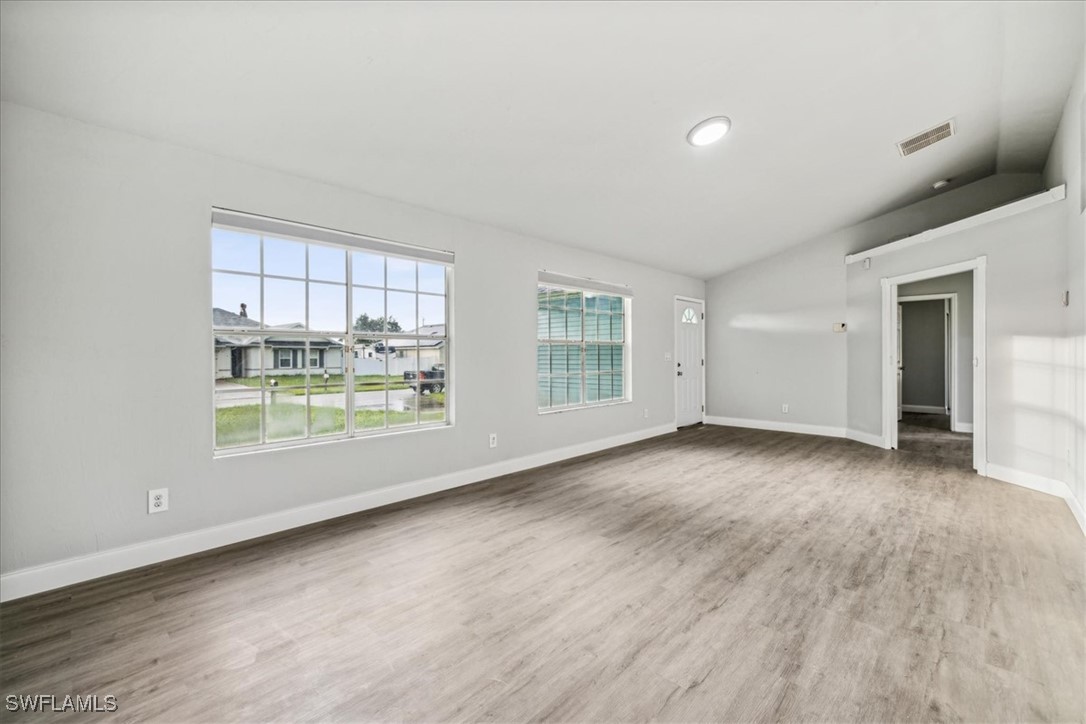 2701 SW 8th CT