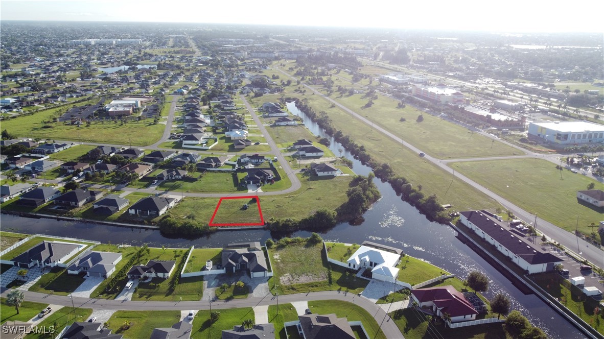 316 SW 13th CT