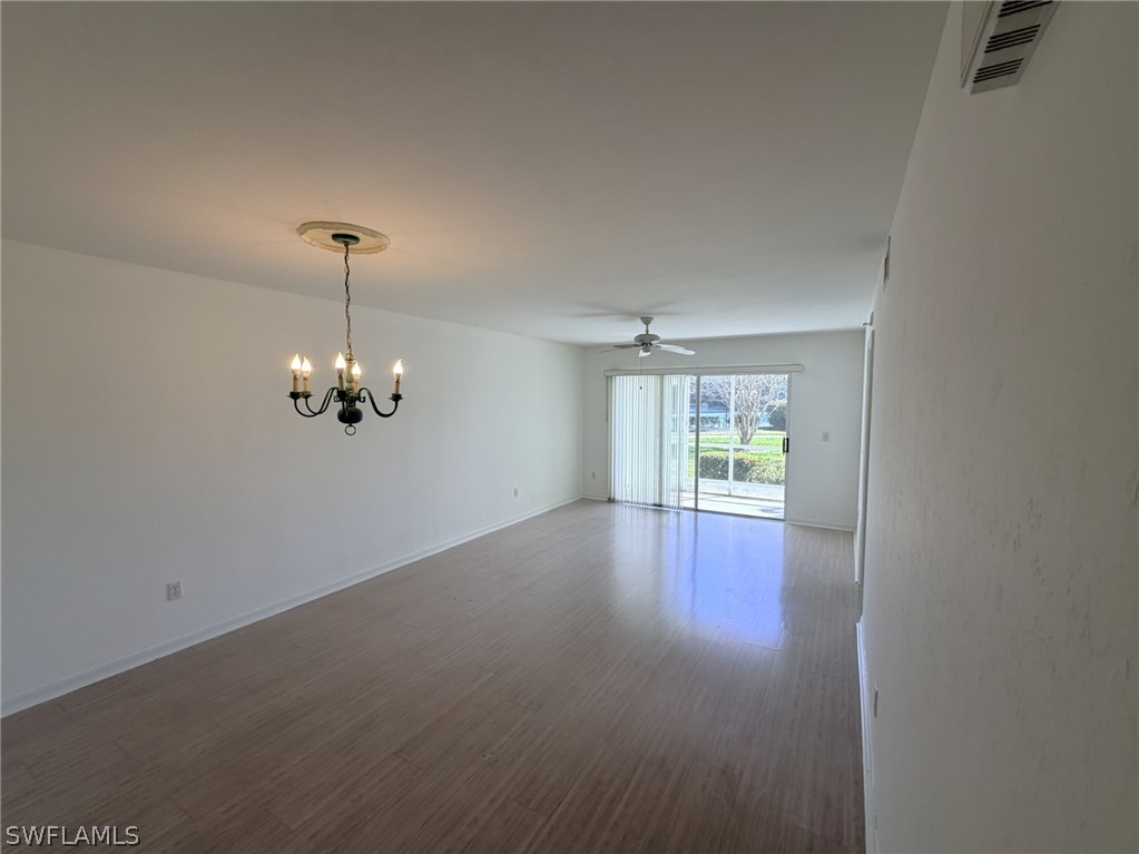 5709 Foxlake DR Apt 2