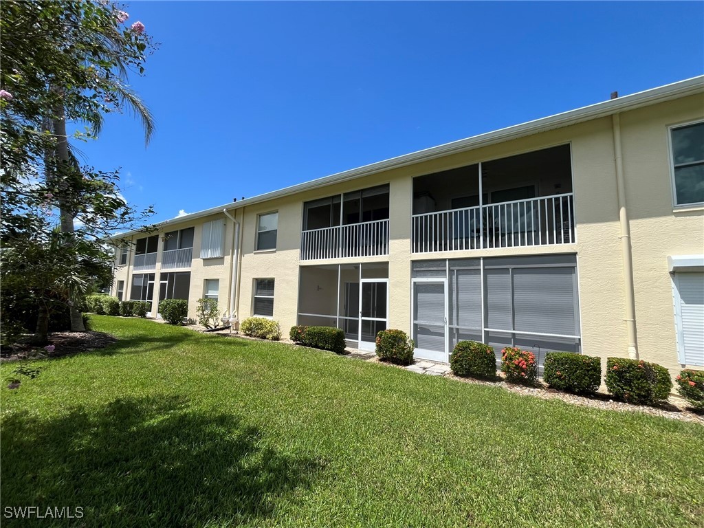 5709 Foxlake DR Apt 2