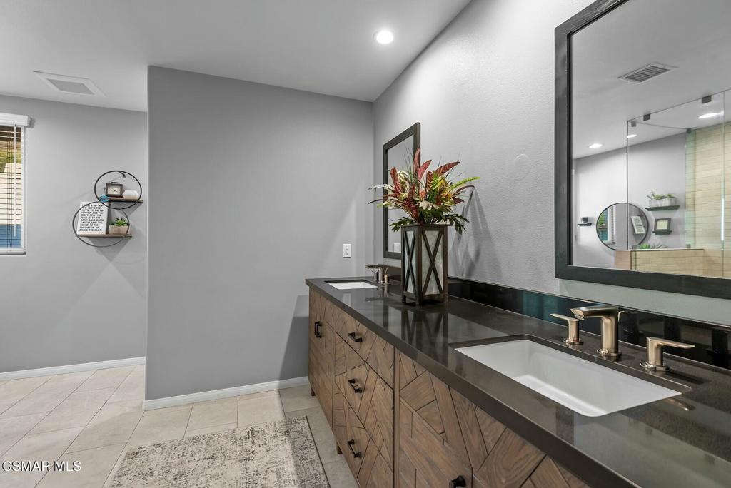 5530 Liverpool Court