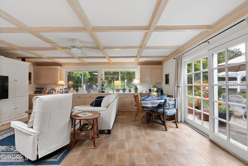 6477 Tamarind Street