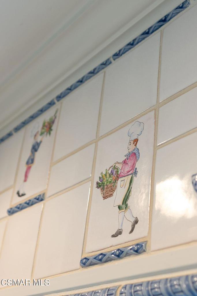 6477 Tamarind Street