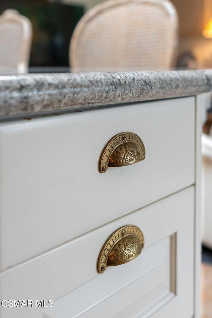 6477 Tamarind Street