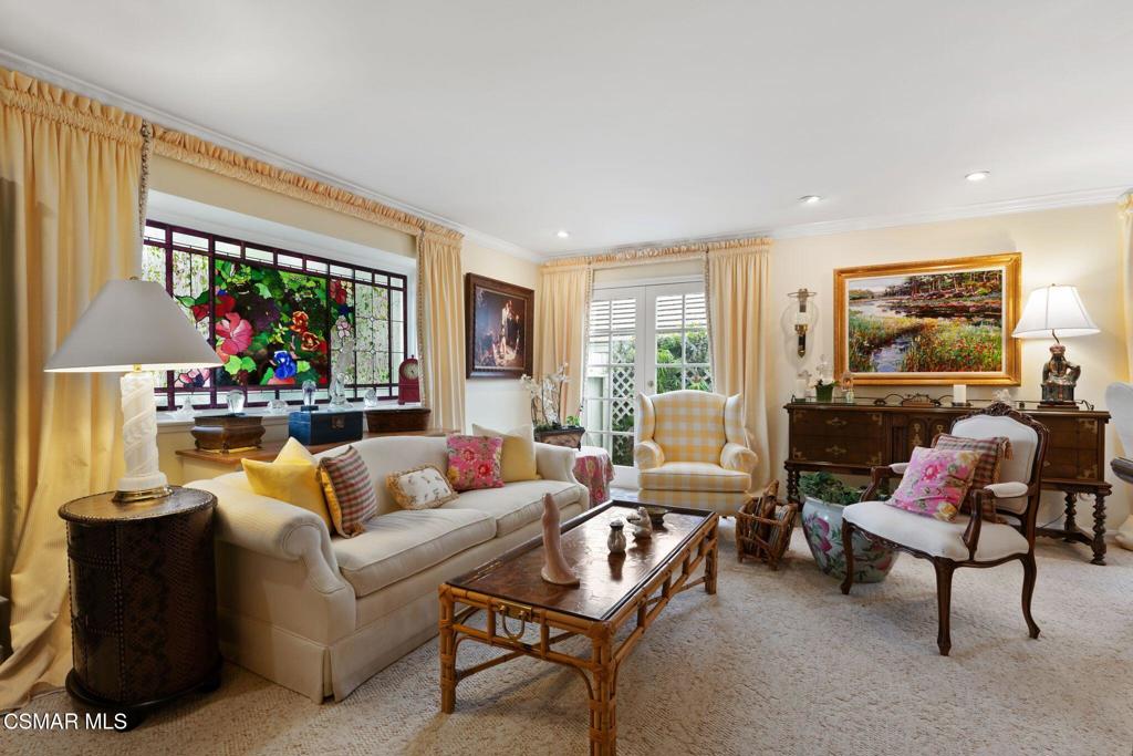 6477 Tamarind Street