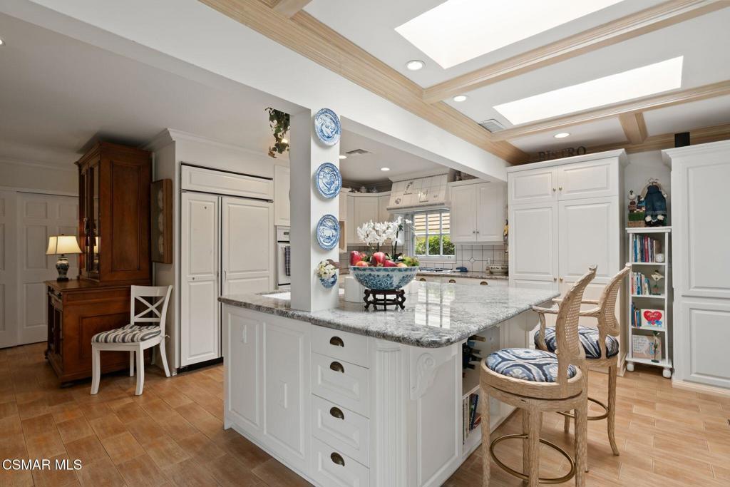 6477 Tamarind Street