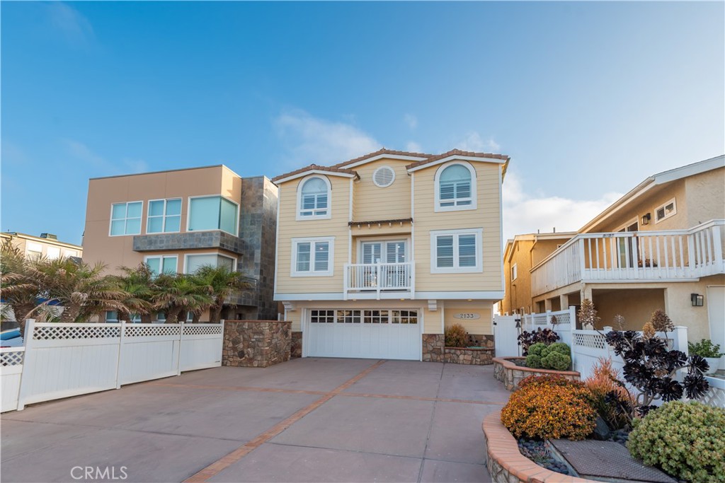 2133 Ocean Drive