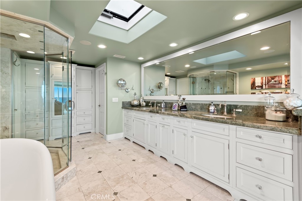 2133 Ocean Drive