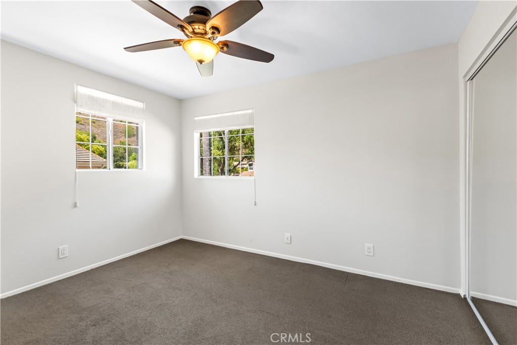 946 Blue Mountain Circle