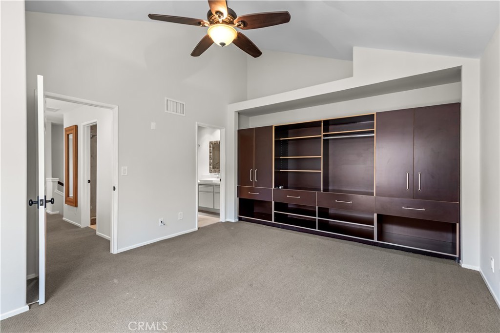 946 Blue Mountain Circle