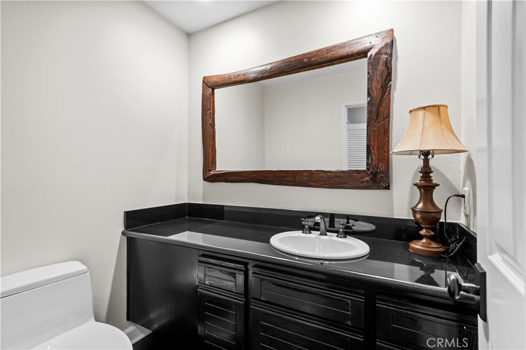 946 Blue Mountain Circle