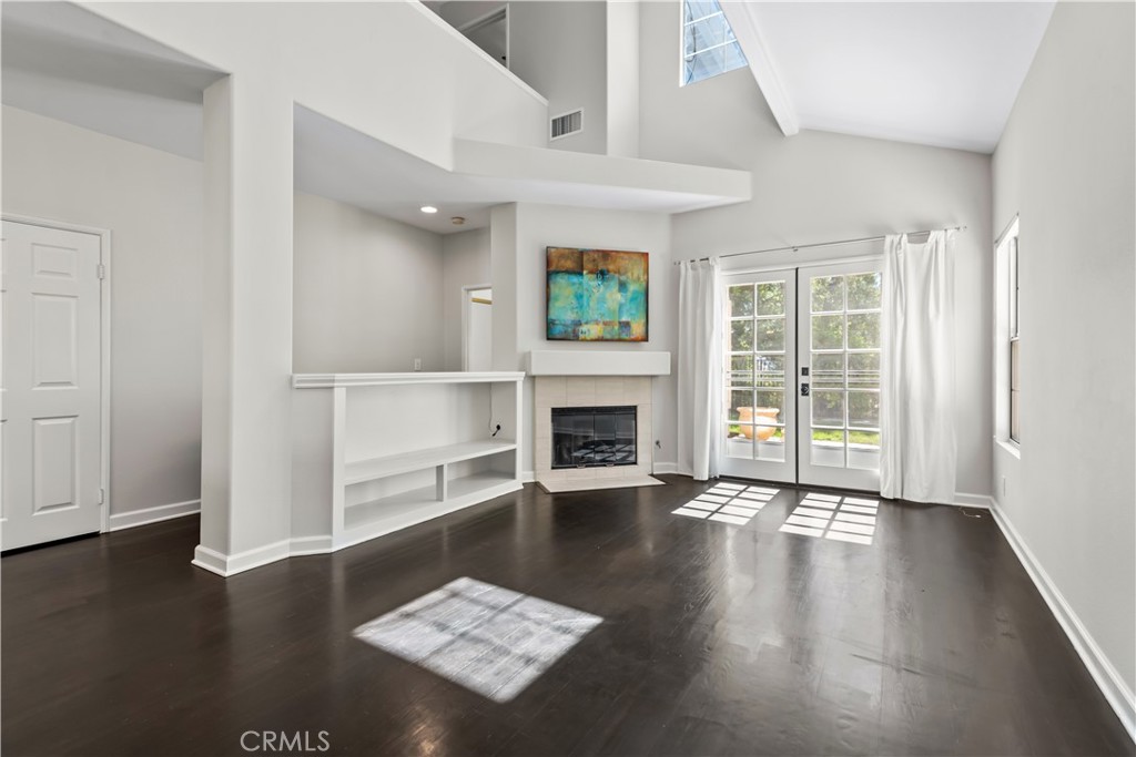 946 Blue Mountain Circle