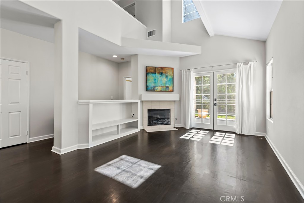 946 Blue Mountain Circle