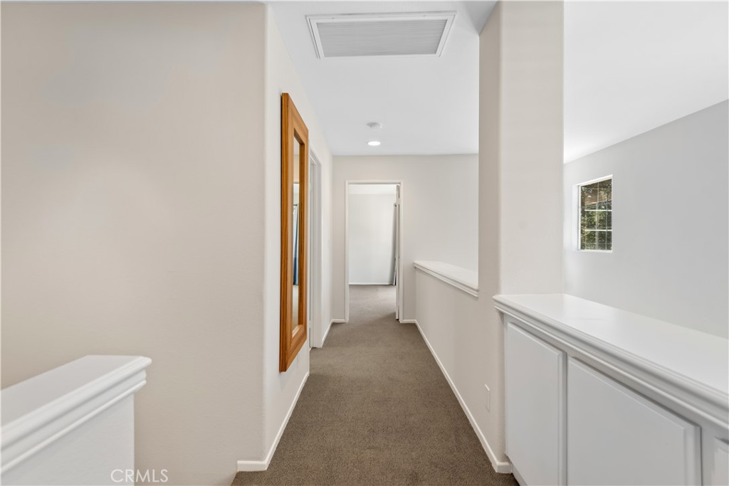 946 Blue Mountain Circle