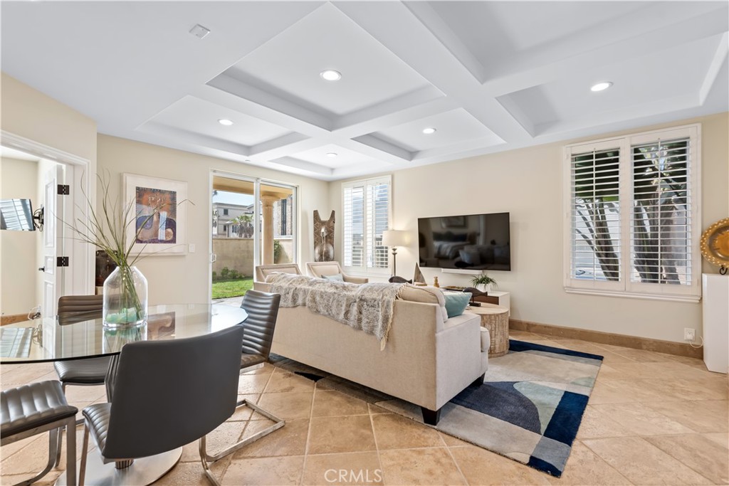 1000 MANDALAY BEACH RD