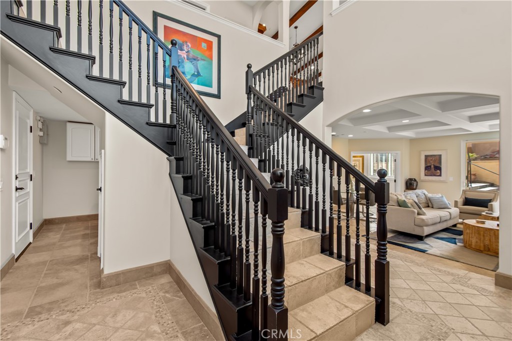 1000 MANDALAY BEACH RD