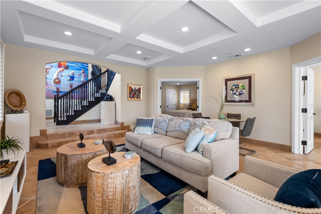 1000 MANDALAY BEACH RD